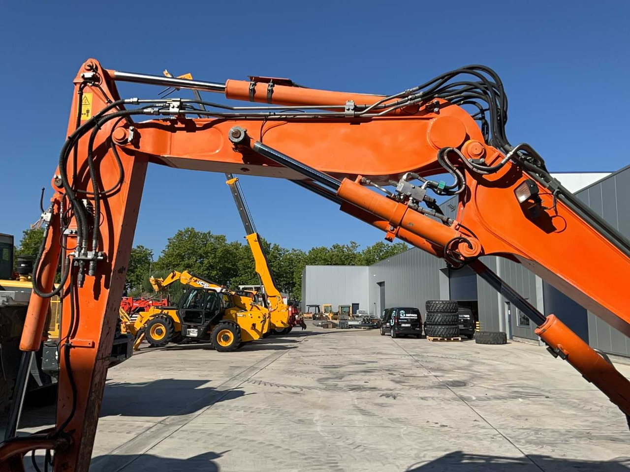 Crawler excavator Komatsu PC80MR-3: picture 17