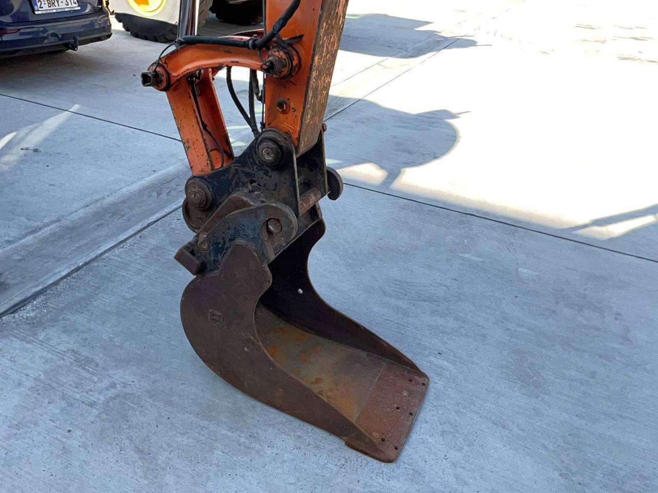 Crawler excavator Komatsu PC80MR-3: picture 19