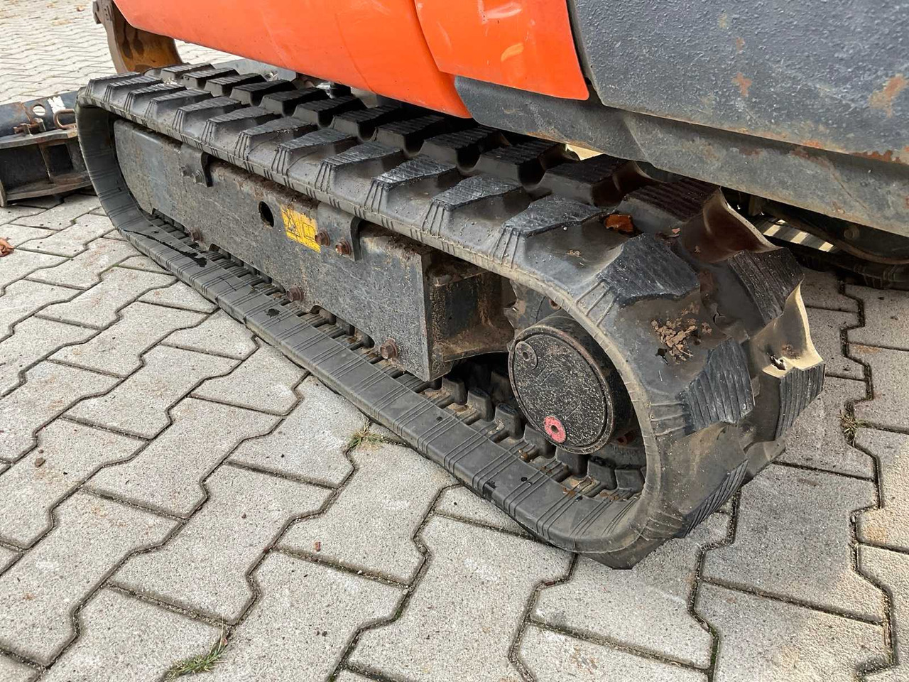 Mini excavator Kubota KX016-4: picture 27
