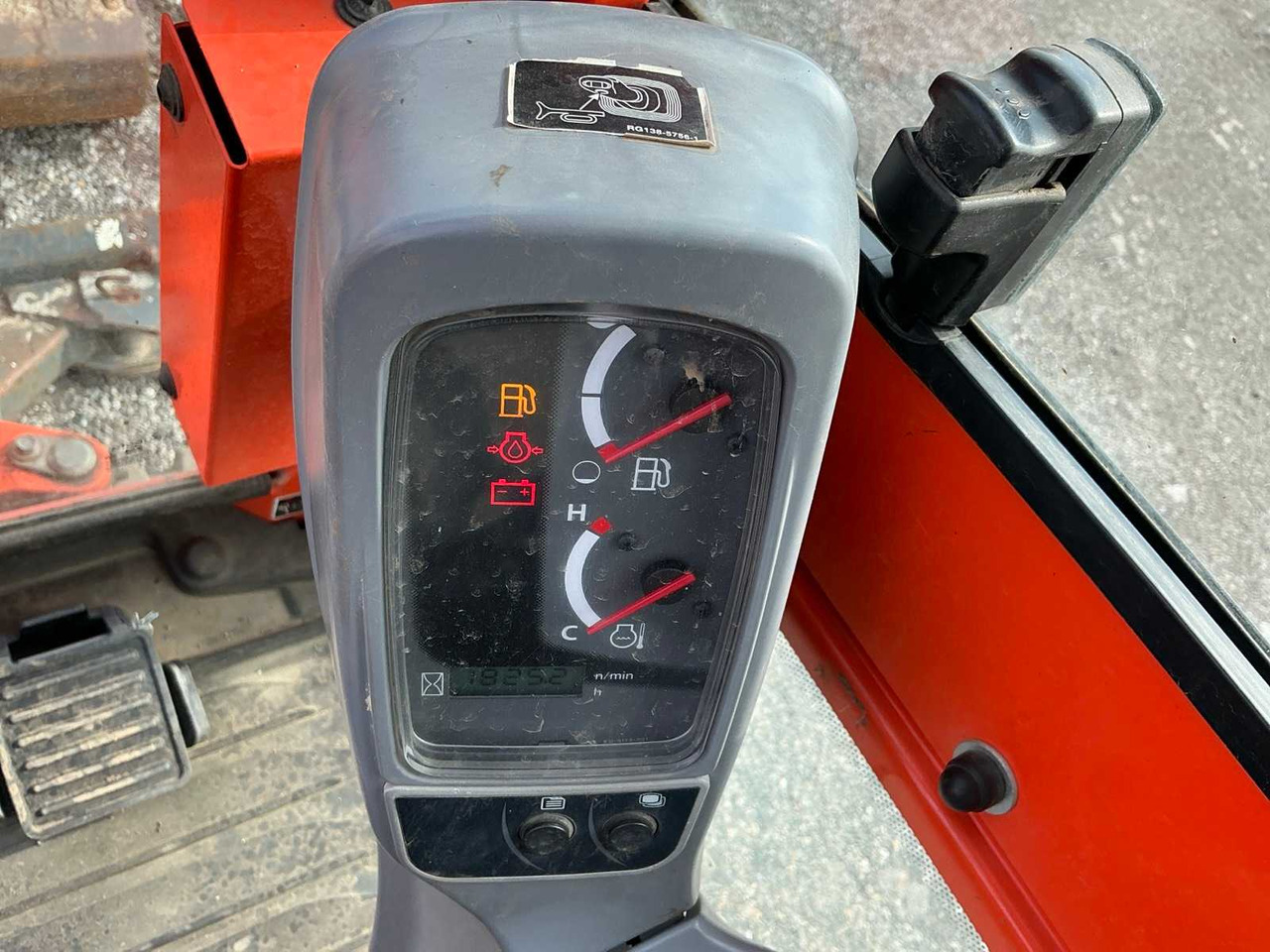 Crawler excavator Kubota KX016-4G: picture 28