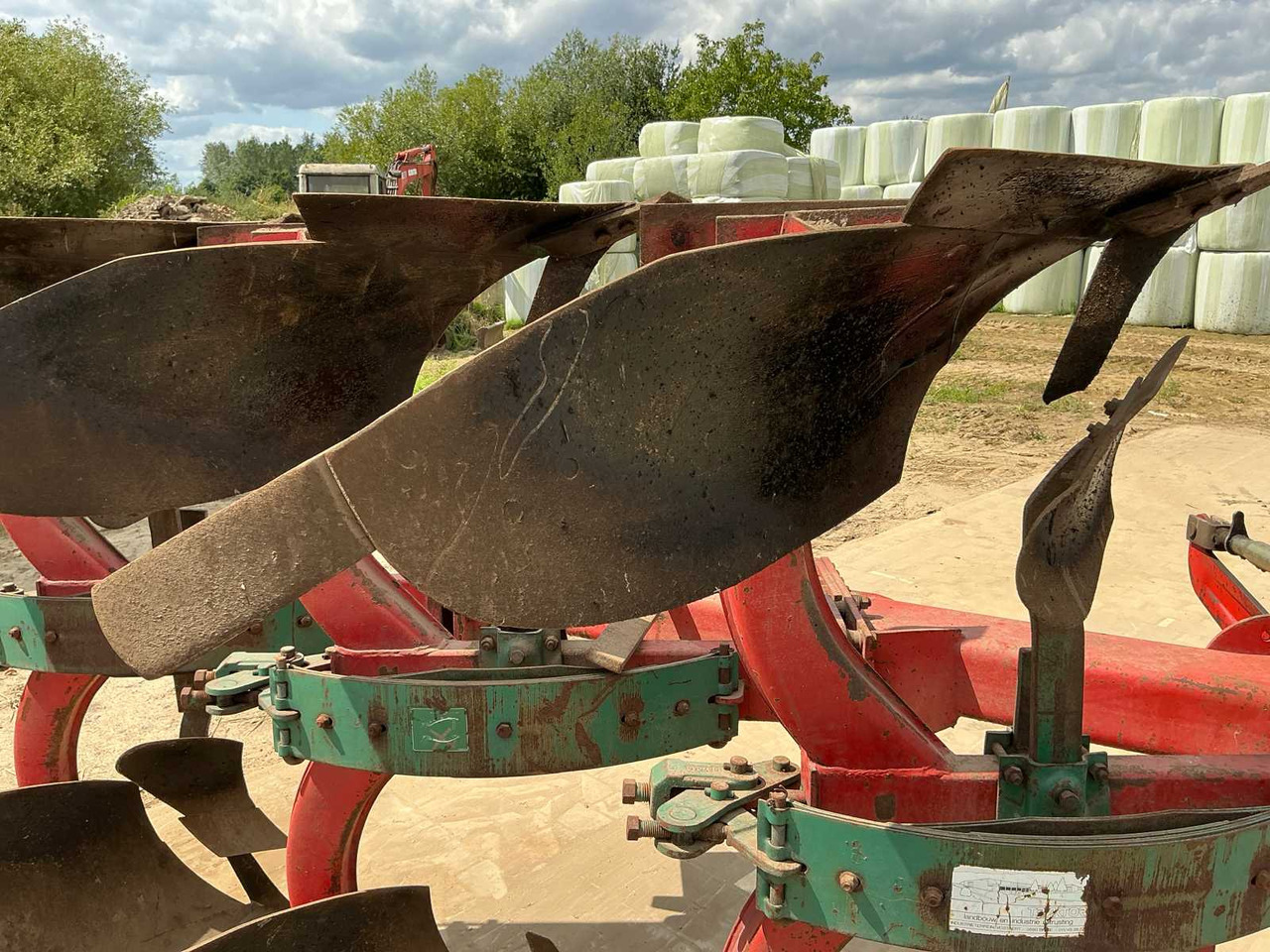 Plow Kverneland: picture 6