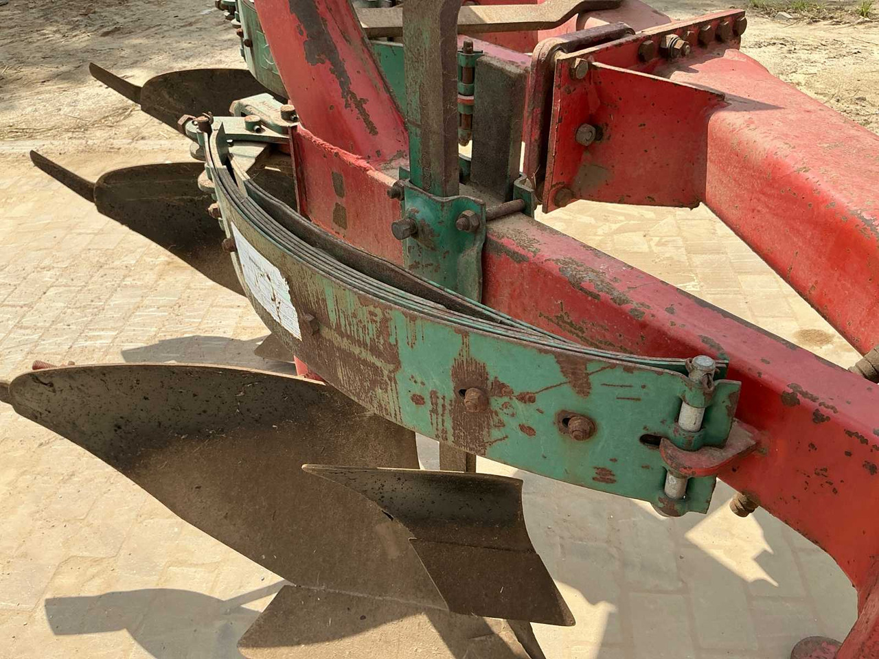Plow Kverneland: picture 12