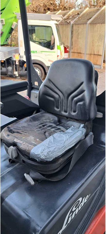 Forklift LINDE - E18C-02 - 2004 - FORKLIFT TRUCKS: picture 6 Forklift LINDE - E18C-02 - 2004 - FORKLIFT TRUCKS: picture 6