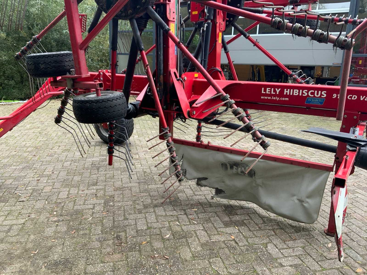 Hay and forage equipment Lely Hibiscus 915 CD Vario: picture 29