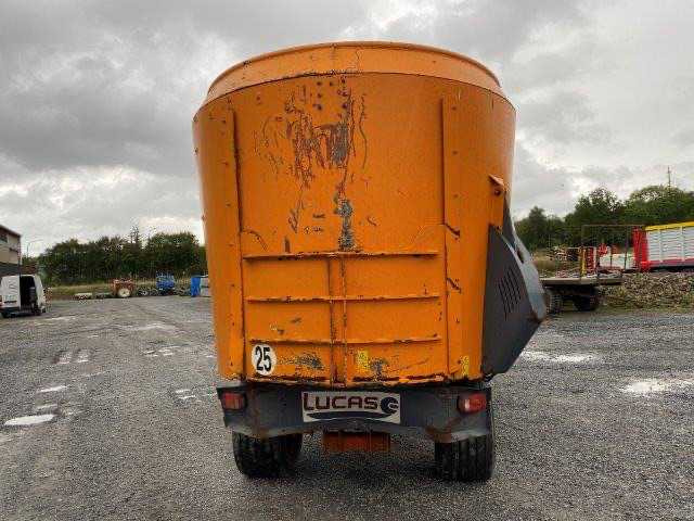 Lucas G Spirmix 180 - Forage mixer wagon: picture 3 Lucas G Spirmix 180 - Forage mixer wagon: picture 3