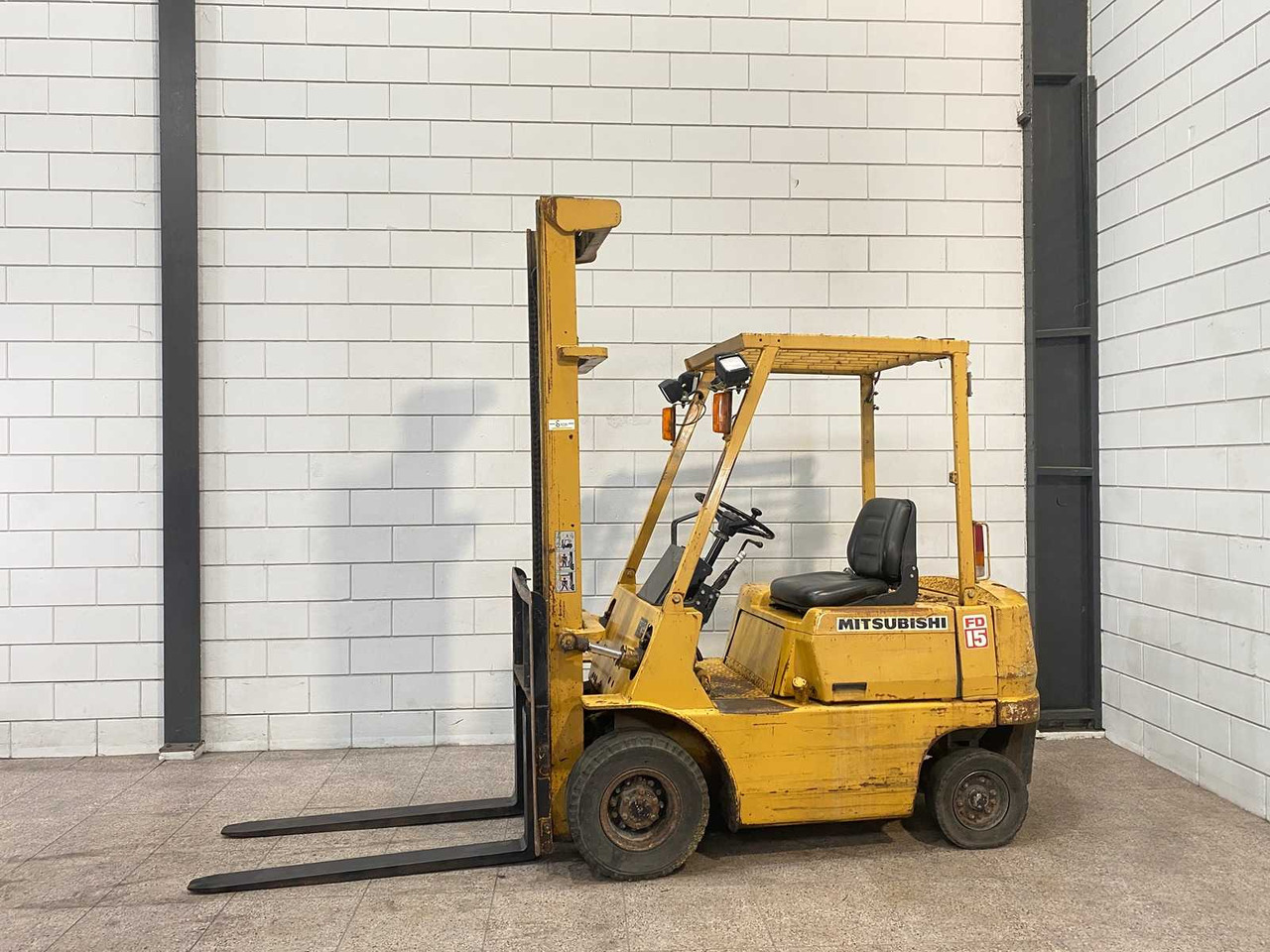 MITSUBISHI - FD 15 K - FORKLIFT TRUCK - Forklift: picture 1 MITSUBISHI - FD 15 K - FORKLIFT TRUCK - Forklift: picture 1