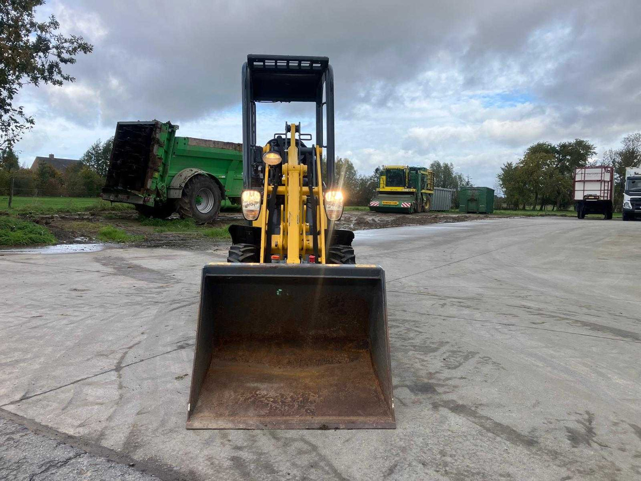 MUSTANG - AL 100 - SHOVEL - 2015 - Wheel loader: picture 5 MUSTANG - AL 100 - SHOVEL - 2015 - Wheel loader: picture 5