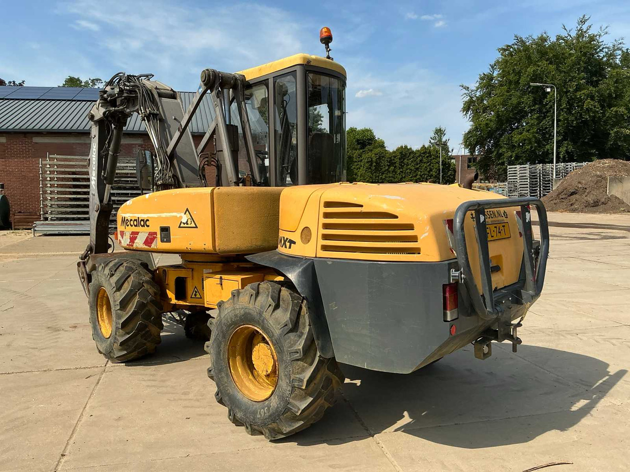 Mecalac 12MXT - Backhoe loader: picture 3 Mecalac 12MXT - Backhoe loader: picture 3