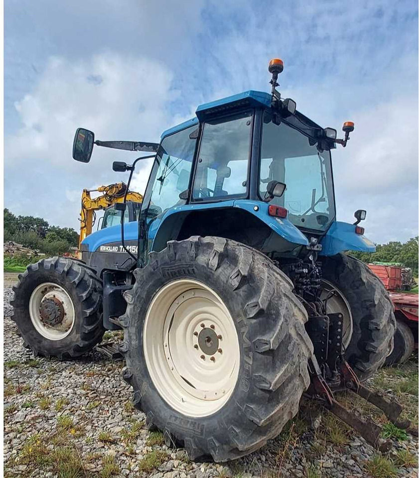 NEW HOLLAND - 2000 - TM150 - 4WD AGRICULTURAL TRACTOR - Farm tractor: picture 2 NEW HOLLAND - 2000 - TM150 - 4WD AGRICULTURAL TRACTOR - Farm tractor: picture 2