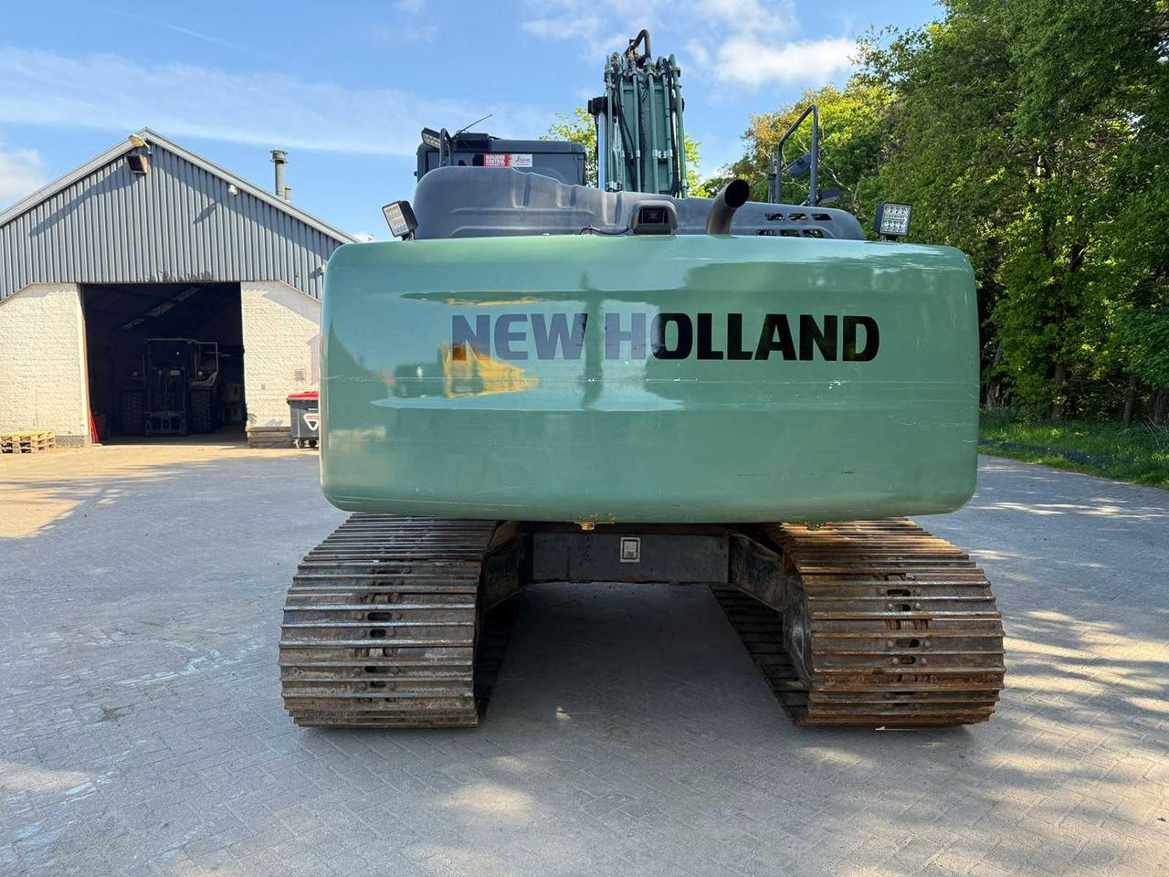New Holland E215C - Crawler excavator: picture 4 New Holland E215C - Crawler excavator: picture 4