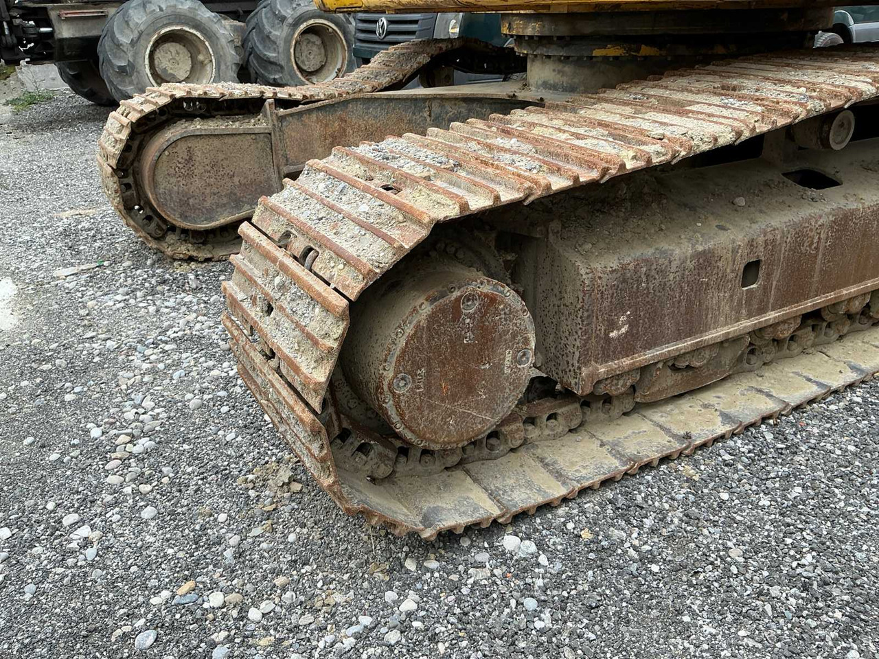 Crawler excavator New Holland E235BSR-2: picture 22