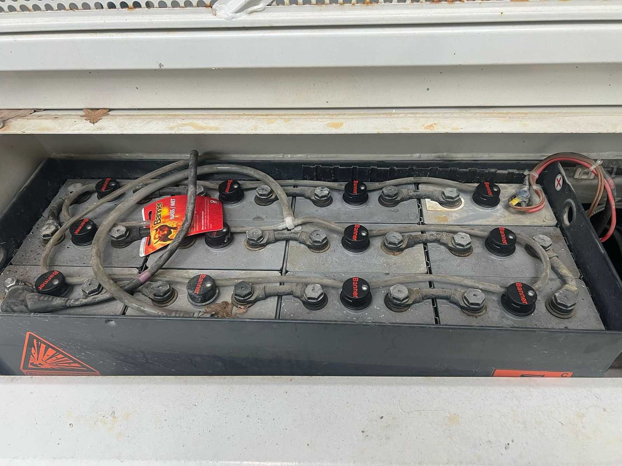 PB S151-12 ES - Aerial platform: picture 4 PB S151-12 ES - Aerial platform: picture 4