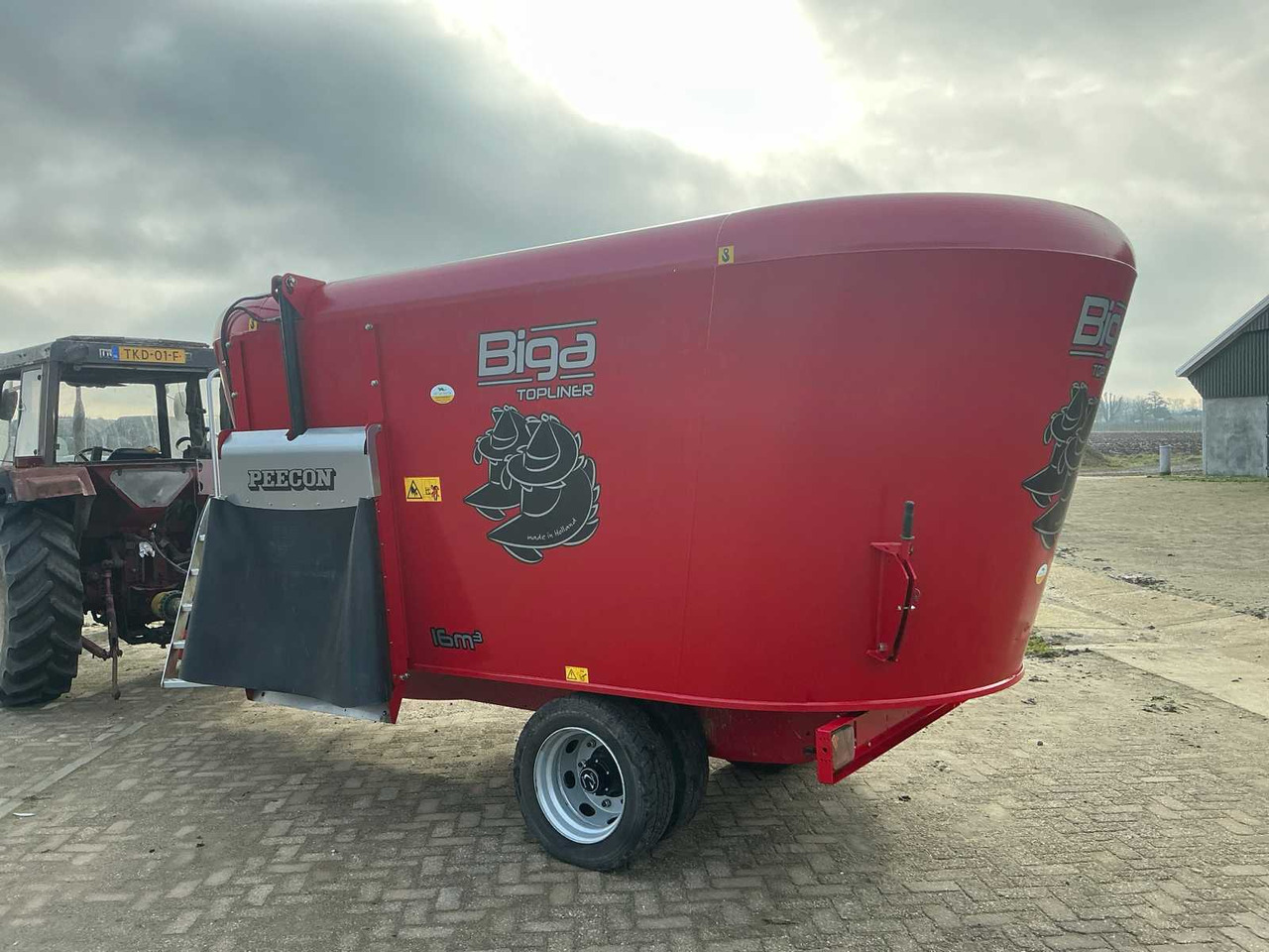 Peecon Biga Topliner 16m3 VMT-160 - Forage mixer wagon: picture 3 Peecon Biga Topliner 16m3 VMT-160 - Forage mixer wagon: picture 3