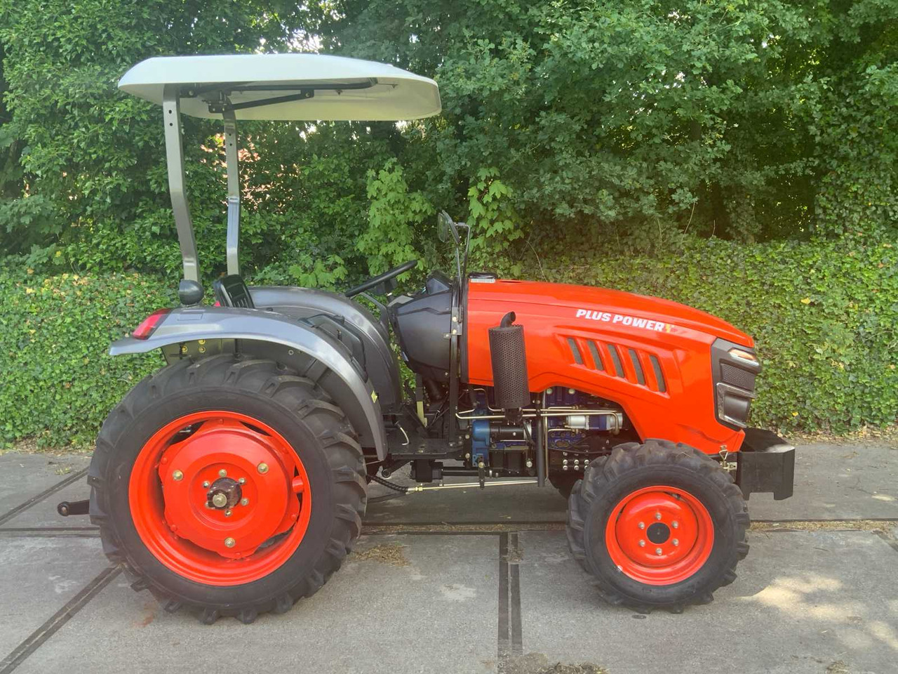 Pluspower TT604 - Farm tractor: picture 5 Pluspower TT604 - Farm tractor: picture 5