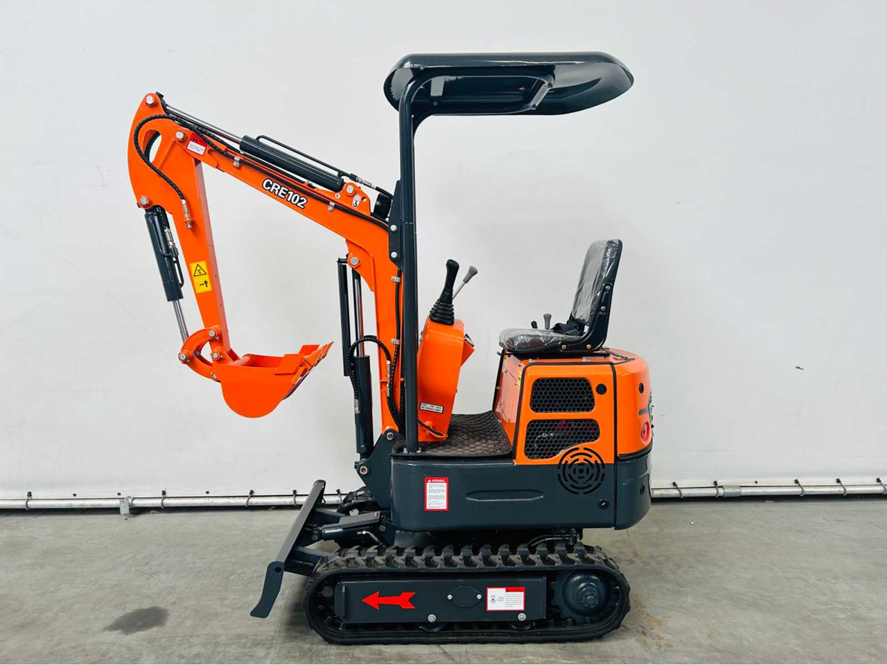 RTE - 2025 - CRE102 - MINI EXCAVATOR 1020KG - Mini excavator: picture 2 RTE - 2025 - CRE102 - MINI EXCAVATOR 1020KG - Mini excavator: picture 2