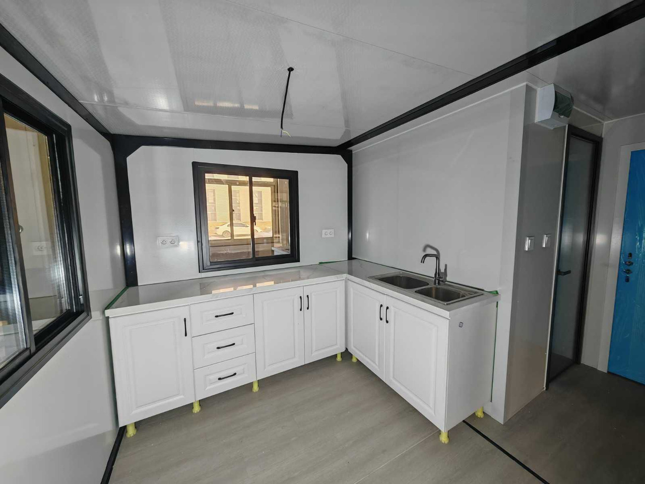 Construction container Rhino Houses 36,5 m2: picture 13