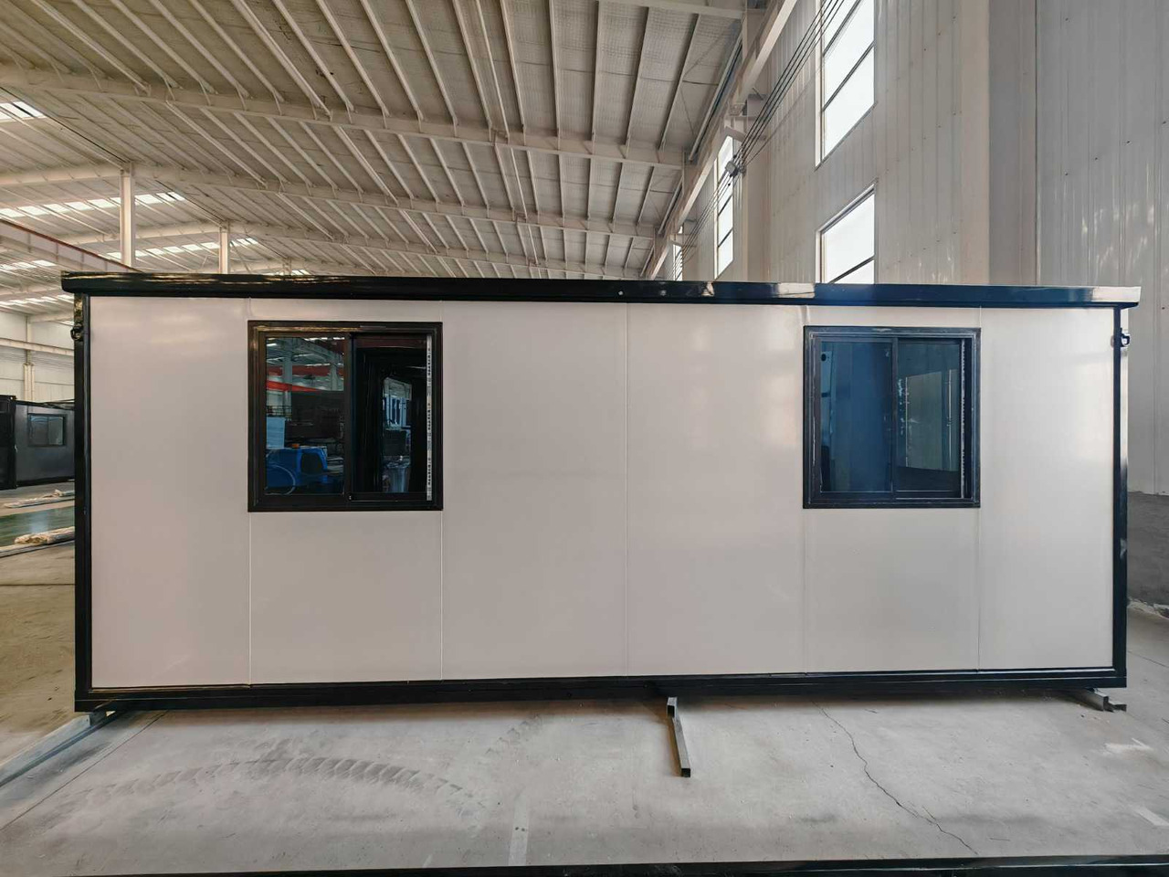 Construction container Rhino Houses 36,5 m2: picture 6