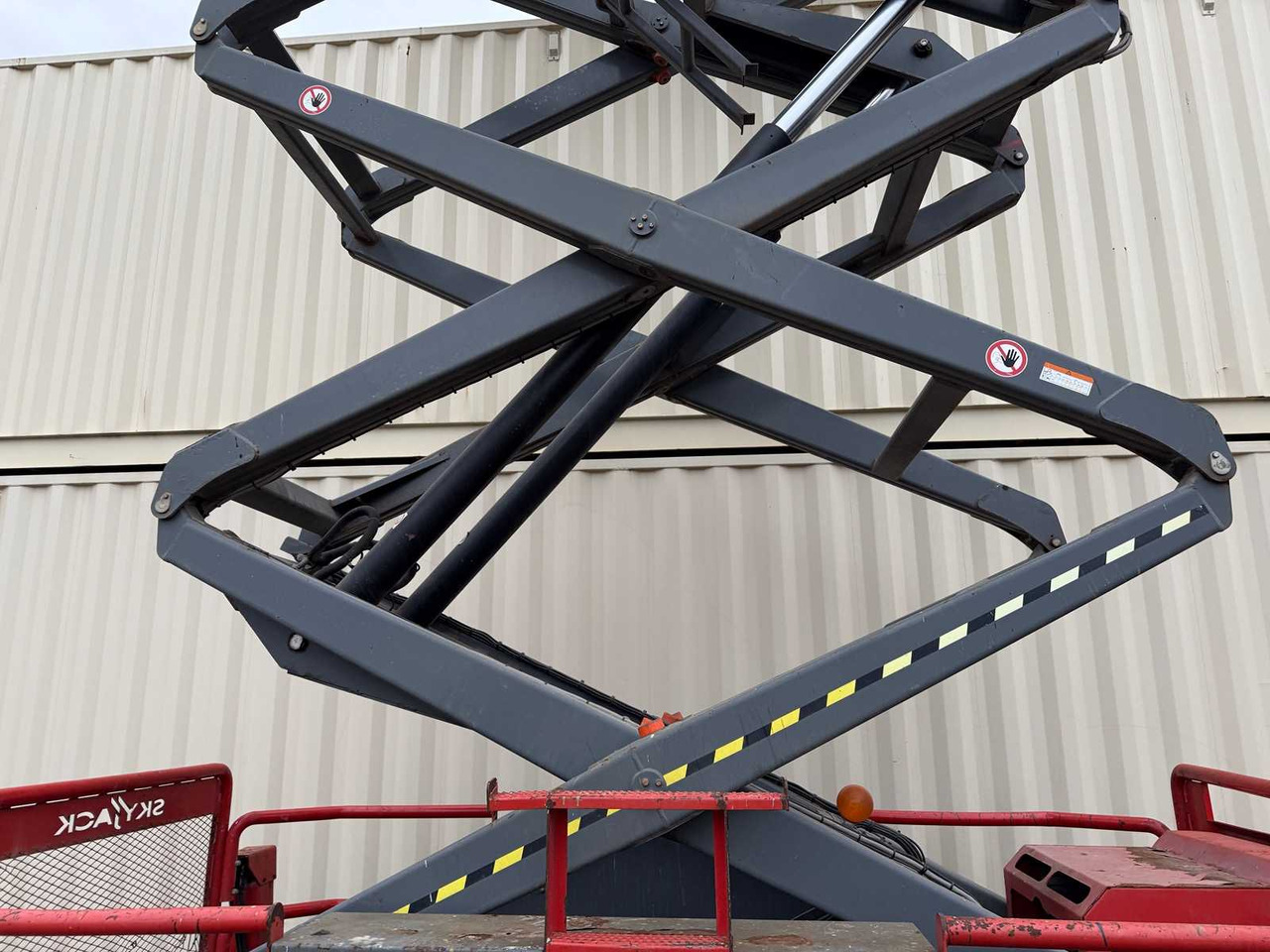 Aerial platform SKYJACK - SJ8841RT 4X4 DIESEL - 14.5 METERS - 2016 - AERIAL WORK PLATFORM: picture 48