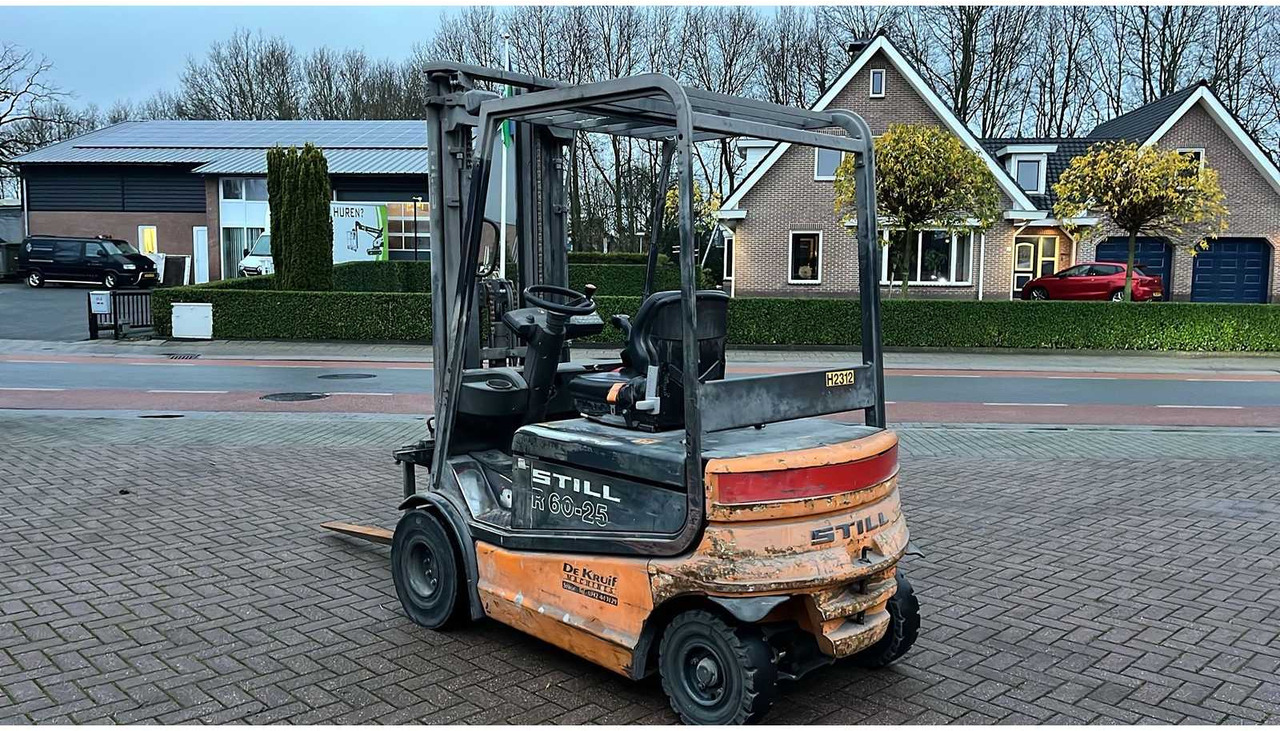 STILL - 2000 - R60-25 - FORKLIFT - Forklift: picture 3 STILL - 2000 - R60-25 - FORKLIFT - Forklift: picture 3