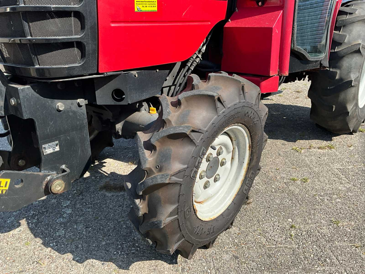 Compact tractor Shibaura ST318: picture 16
