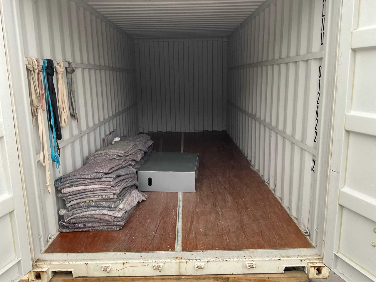 Shipping container - Shipping container: picture 1 Shipping container - Shipping container: picture 1