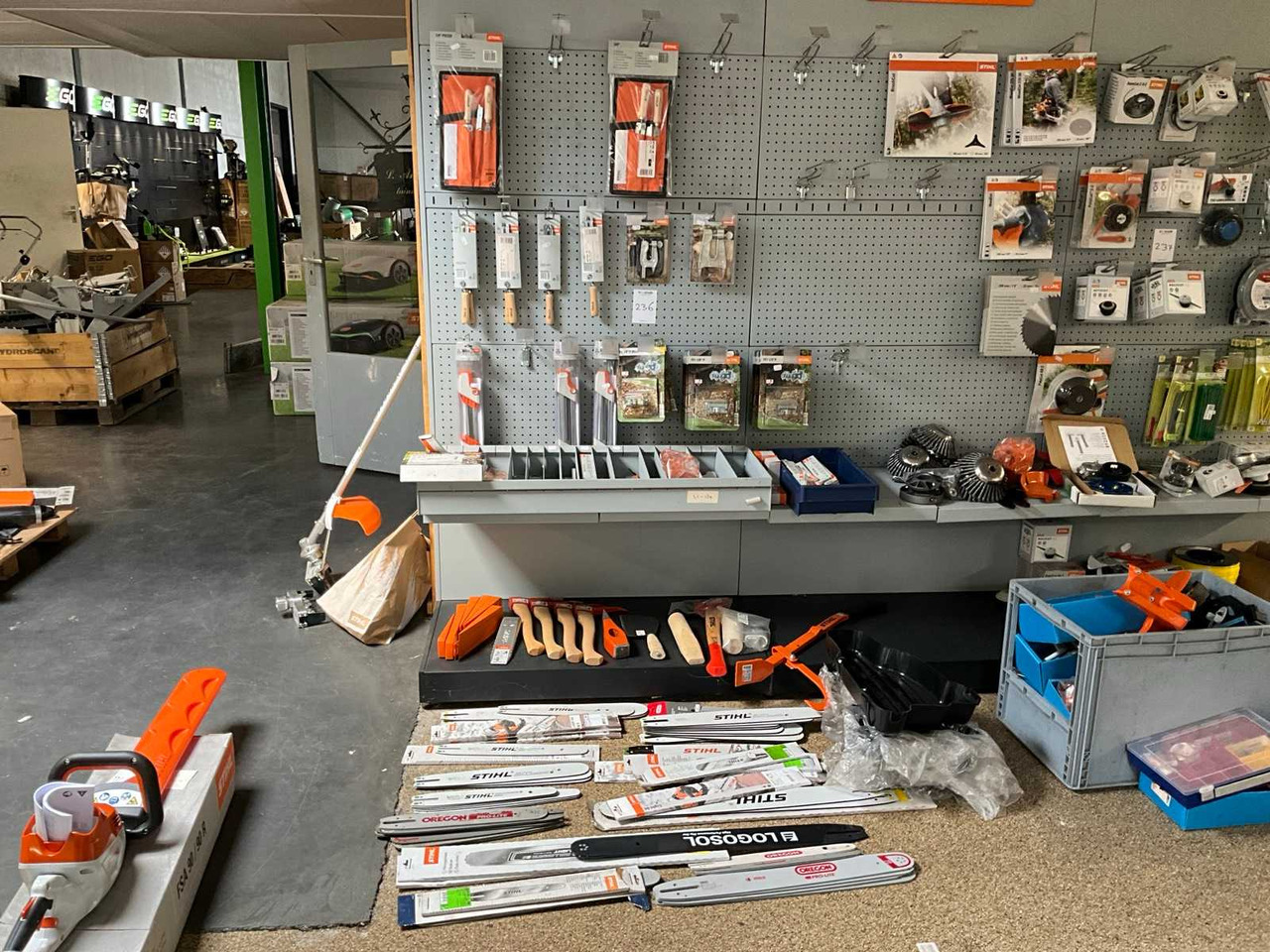 Stihl - Garden equipment: picture 1 Stihl - Garden equipment: picture 1