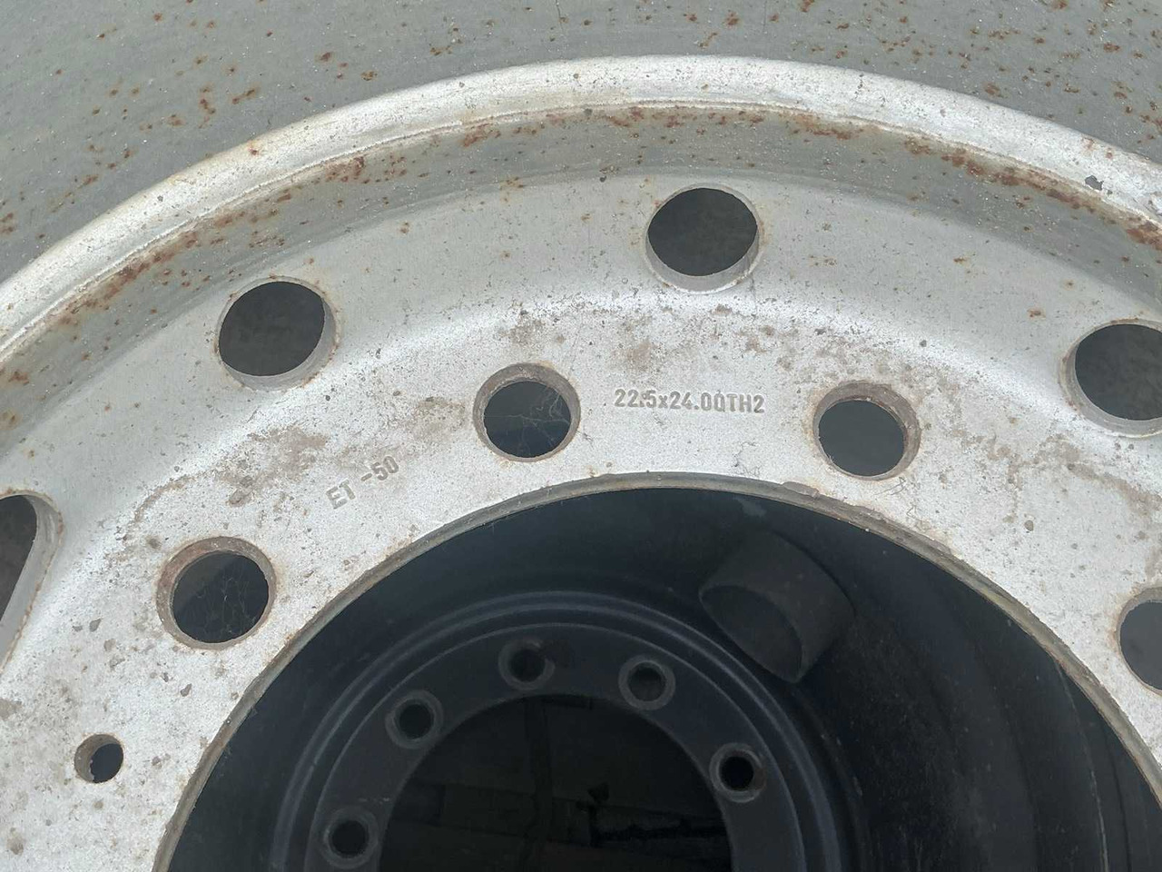 TIRES FOR EXCAVATOR (SET OF 4 PIECES) - Wheel excavator: picture 3 TIRES FOR EXCAVATOR (SET OF 4 PIECES) - Wheel excavator: picture 3