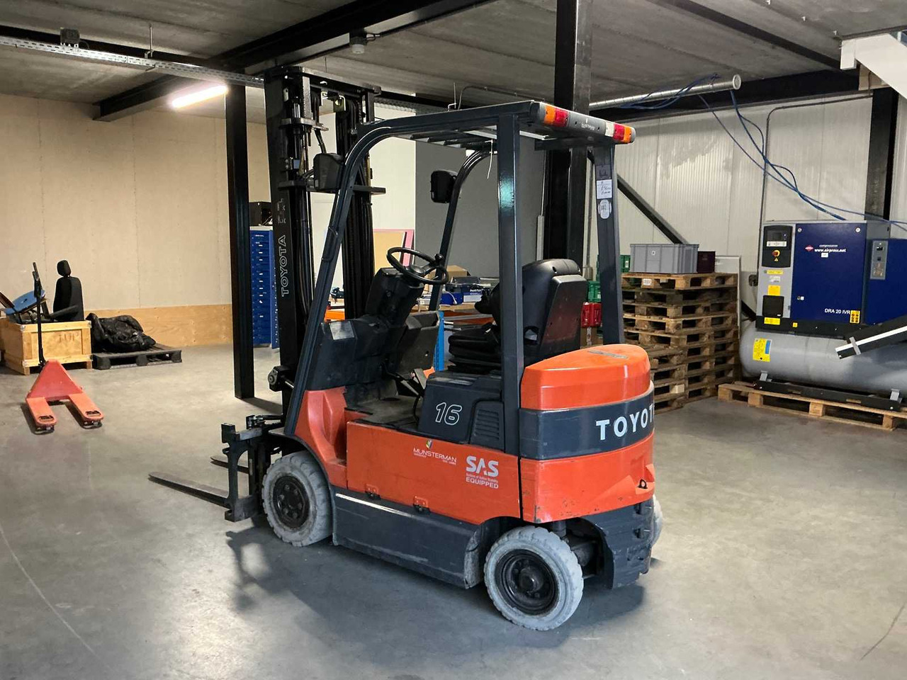 TOYOTA - 2005 - 7FBMF 16 - FORKLIFT - Forklift: picture 3 TOYOTA - 2005 - 7FBMF 16 - FORKLIFT - Forklift: picture 3