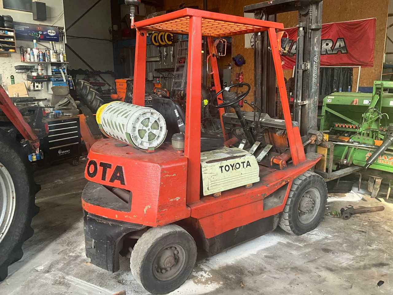 TOYOTA - 42-4FG20 - FORKLIFT TRUCK - Forklift: picture 2 TOYOTA - 42-4FG20 - FORKLIFT TRUCK - Forklift: picture 2