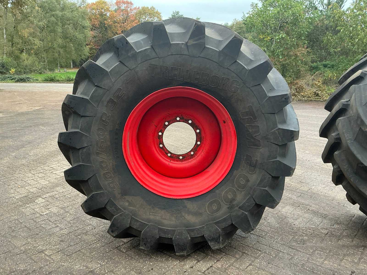 Trelleborg TM200 - Wheels and tires for Farm tractor: picture 5 Trelleborg TM200 - Wheels and tires for Farm tractor: picture 5