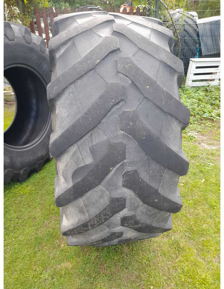Trelleborg TM900 tubless - Wheels and tires for Farm tractor: picture 5 Trelleborg TM900 tubless - Wheels and tires for Farm tractor: picture 5
