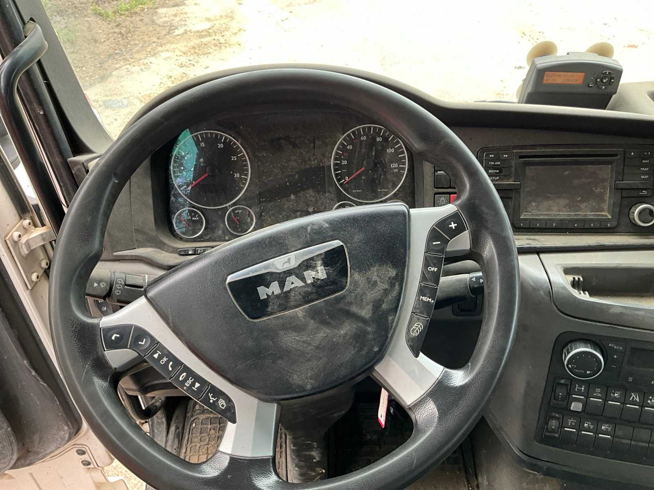 Truck 2016 MAN TGX TRUCK: picture 15