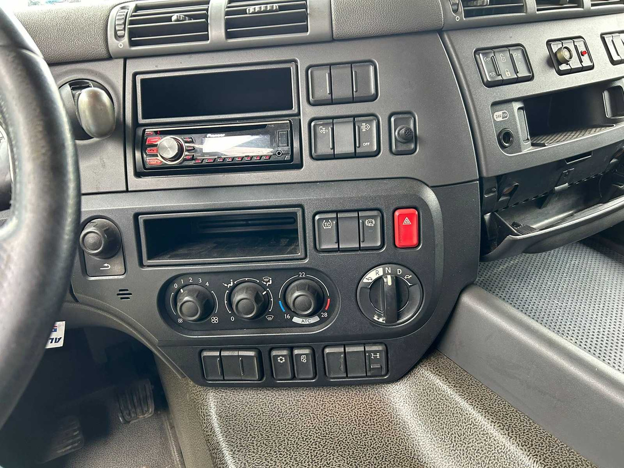 Truck DAF - CF 460 FT - TRUCK: picture 8