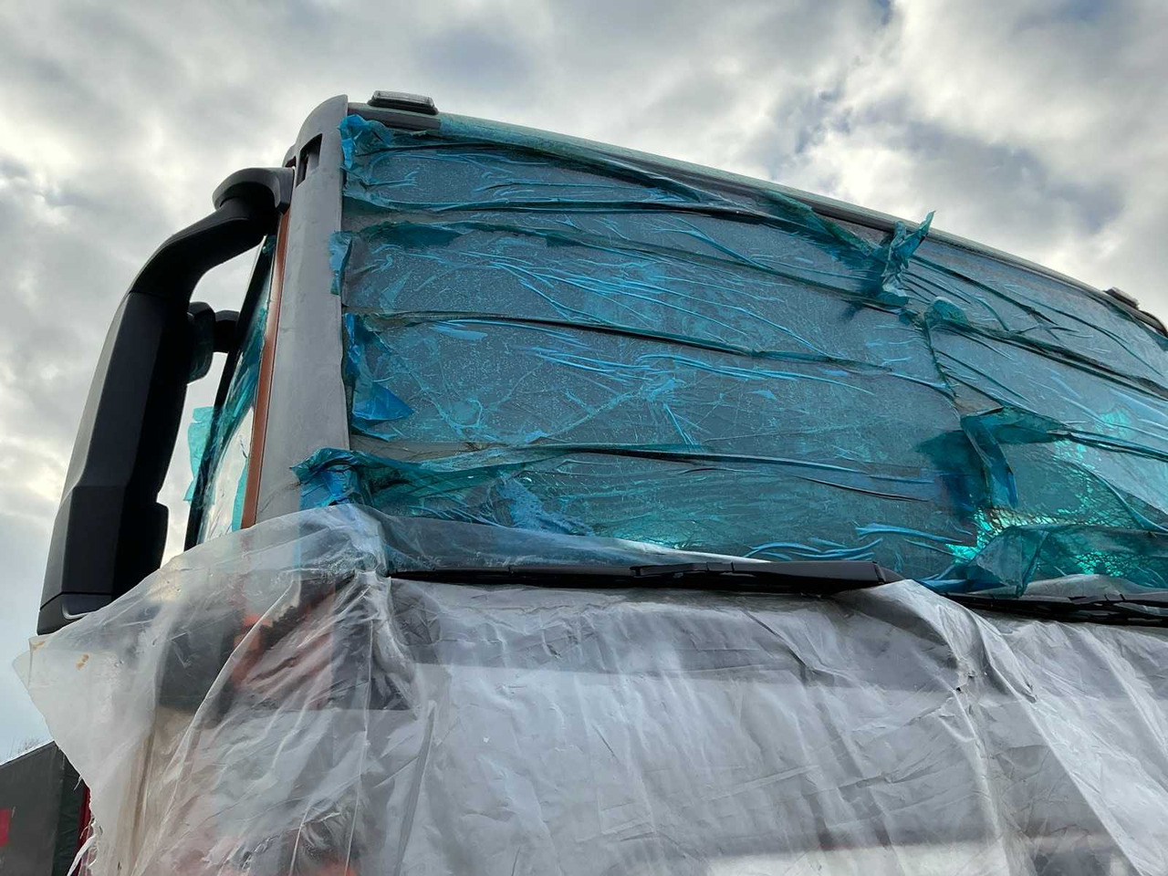 Truck MAN TRUCK SPARE PARTS DISPENSER: picture 19