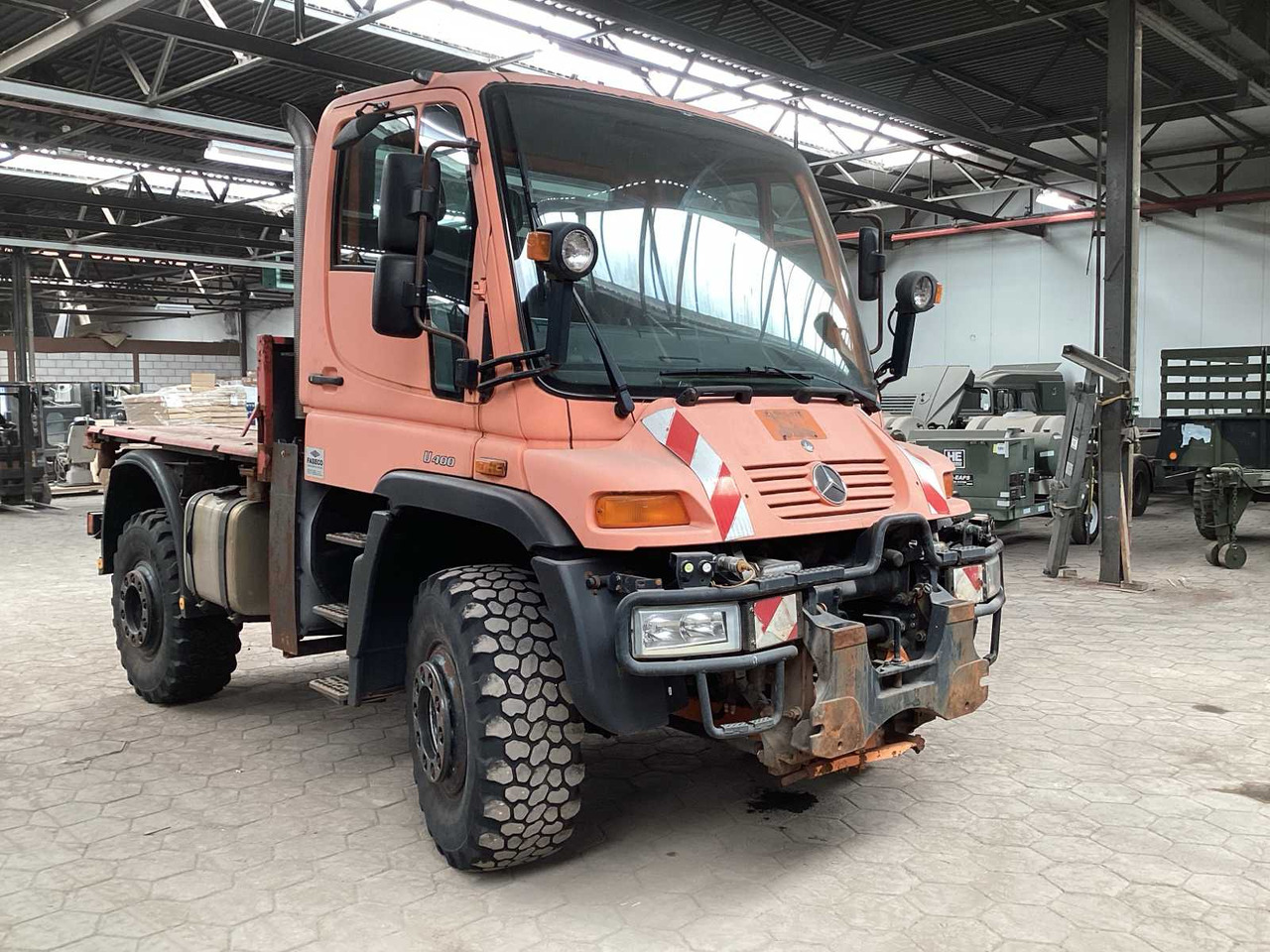 UNIMOG U 400 TRUCK - Truck: picture 2 UNIMOG U 400 TRUCK - Truck: picture 2