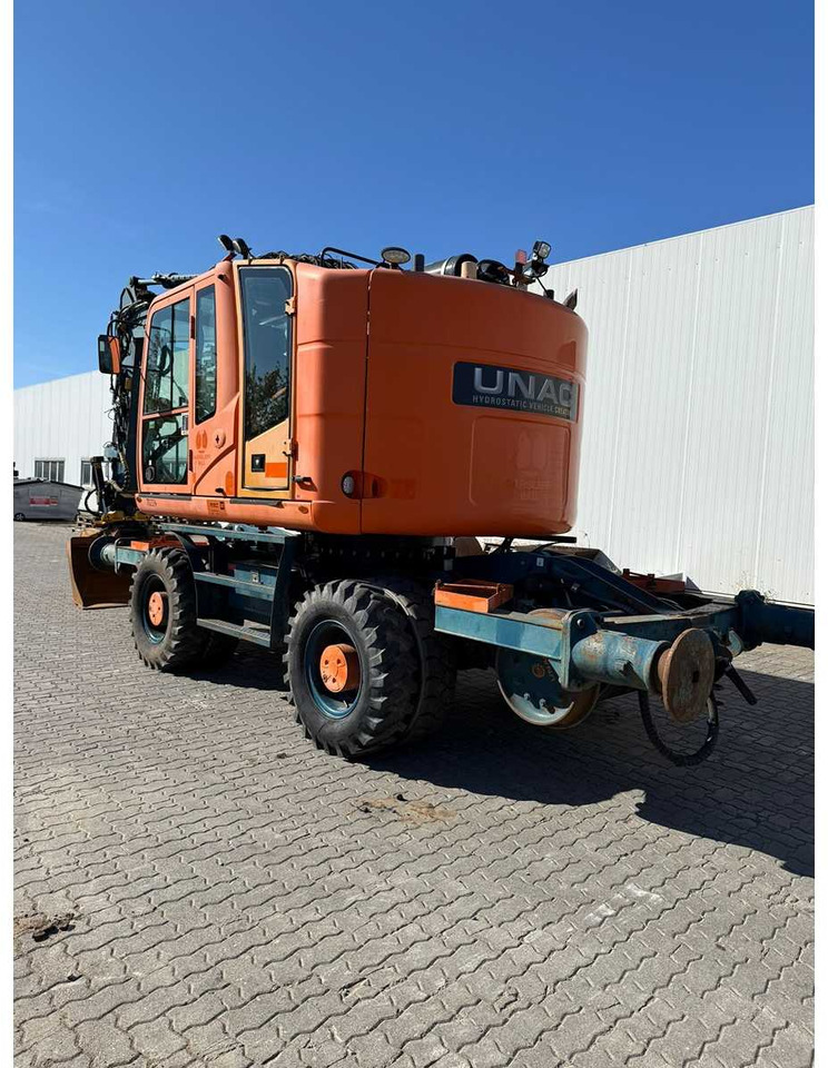 UNAC/CAT 22 TR - Wheel excavator: picture 4 UNAC/CAT 22 TR - Wheel excavator: picture 4