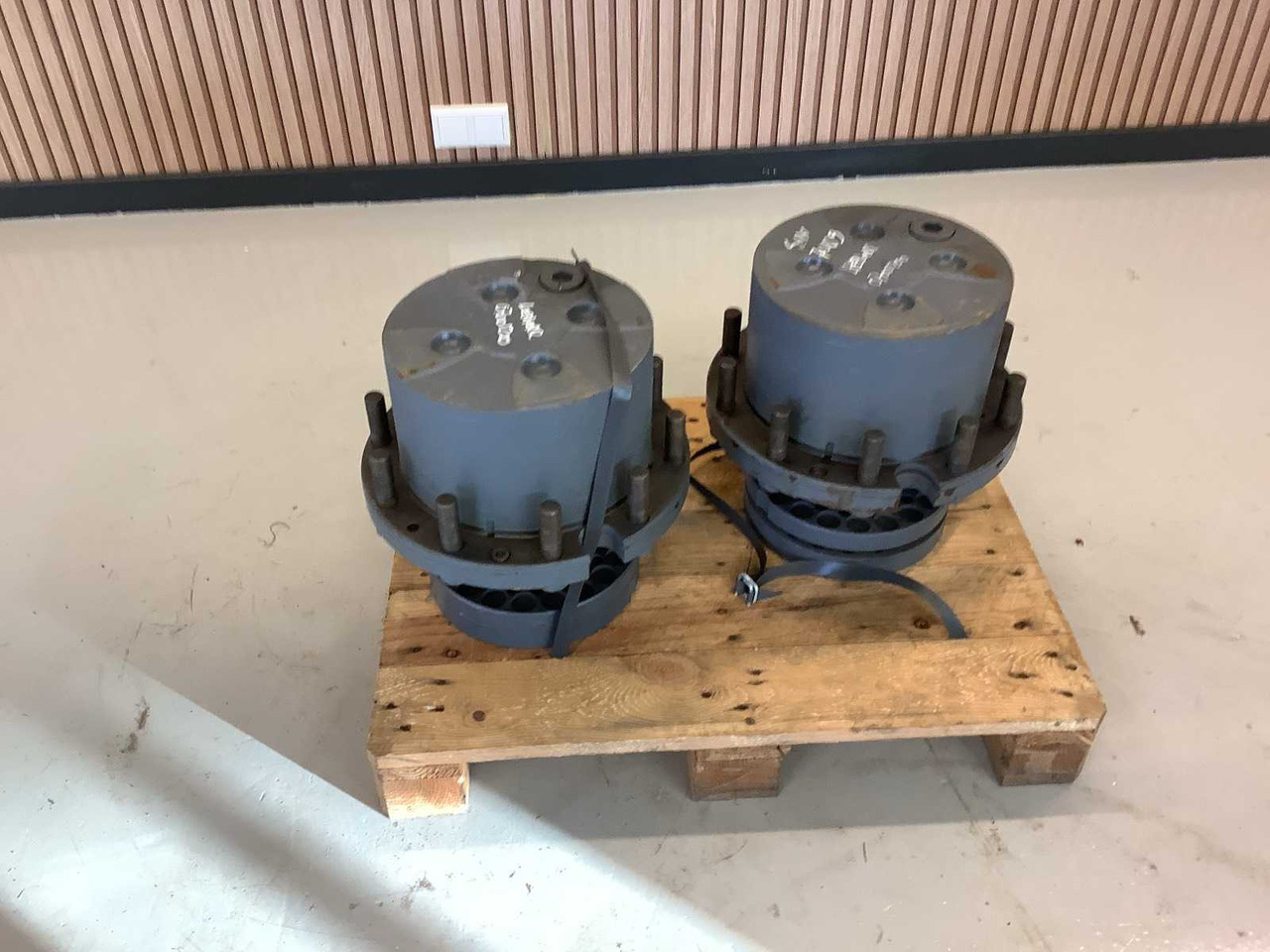 UNUSED 2X LIEBHERR 914 FINAL DELAY - Wheel excavator: picture 2 UNUSED 2X LIEBHERR 914 FINAL DELAY - Wheel excavator: picture 2