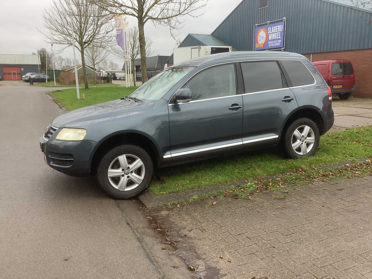 2005 VOLKSWAGEN TOUAREG 2.5 TDI COMMERCIAL VEHICLE - Van: picture 1 2005 VOLKSWAGEN TOUAREG 2.5 TDI COMMERCIAL VEHICLE - Van: picture 1