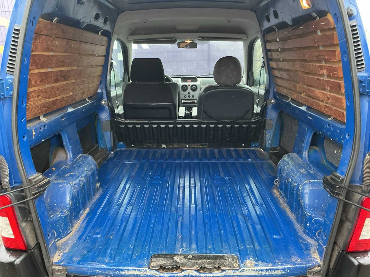 2006 - CITROEN - BERLINGO - 1.6 HDI 600 - COMMERCIAL VEHICLE - Van: picture 5 2006 - CITROEN - BERLINGO - 1.6 HDI 600 - COMMERCIAL VEHICLE - Van: picture 5