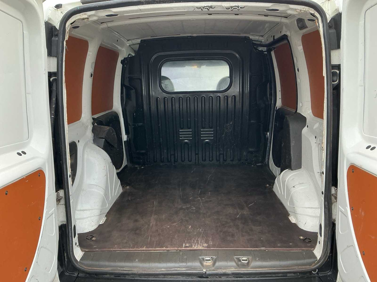 2008 - FIAT - DOBLÒ - 1.6 CNG COMFORT - COMMERCIAL VEHICLE - Van: picture 5 2008 - FIAT - DOBLÒ - 1.6 CNG COMFORT - COMMERCIAL VEHICLE - Van: picture 5