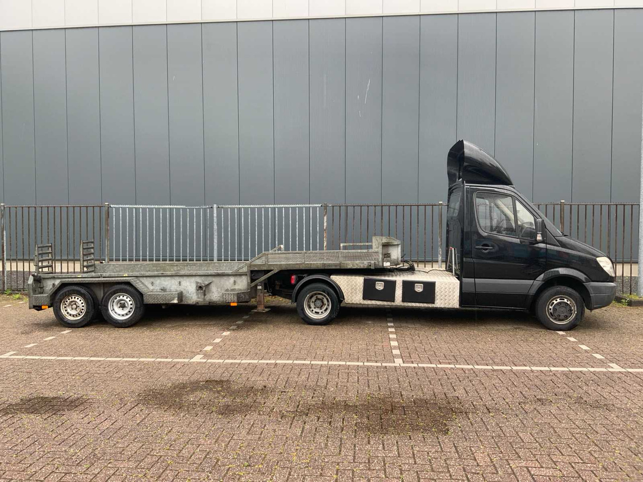 2011 MERCEDES-BENZ SPRINTER 519 3.0 CDI 366 COMMERCIAL VEHICLE - Van: picture 4 2011 MERCEDES-BENZ SPRINTER 519 3.0 CDI 366 COMMERCIAL VEHICLE - Van: picture 4