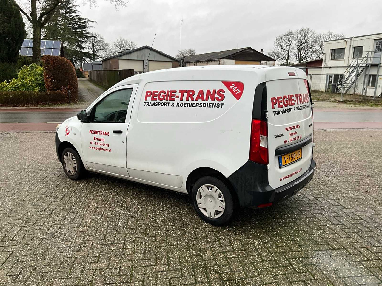 2017 DACIA DOKKER 1.5DCI 75 BASIC COMMERCIAL VEHICLE - Van: picture 3 2017 DACIA DOKKER 1.5DCI 75 BASIC COMMERCIAL VEHICLE - Van: picture 3