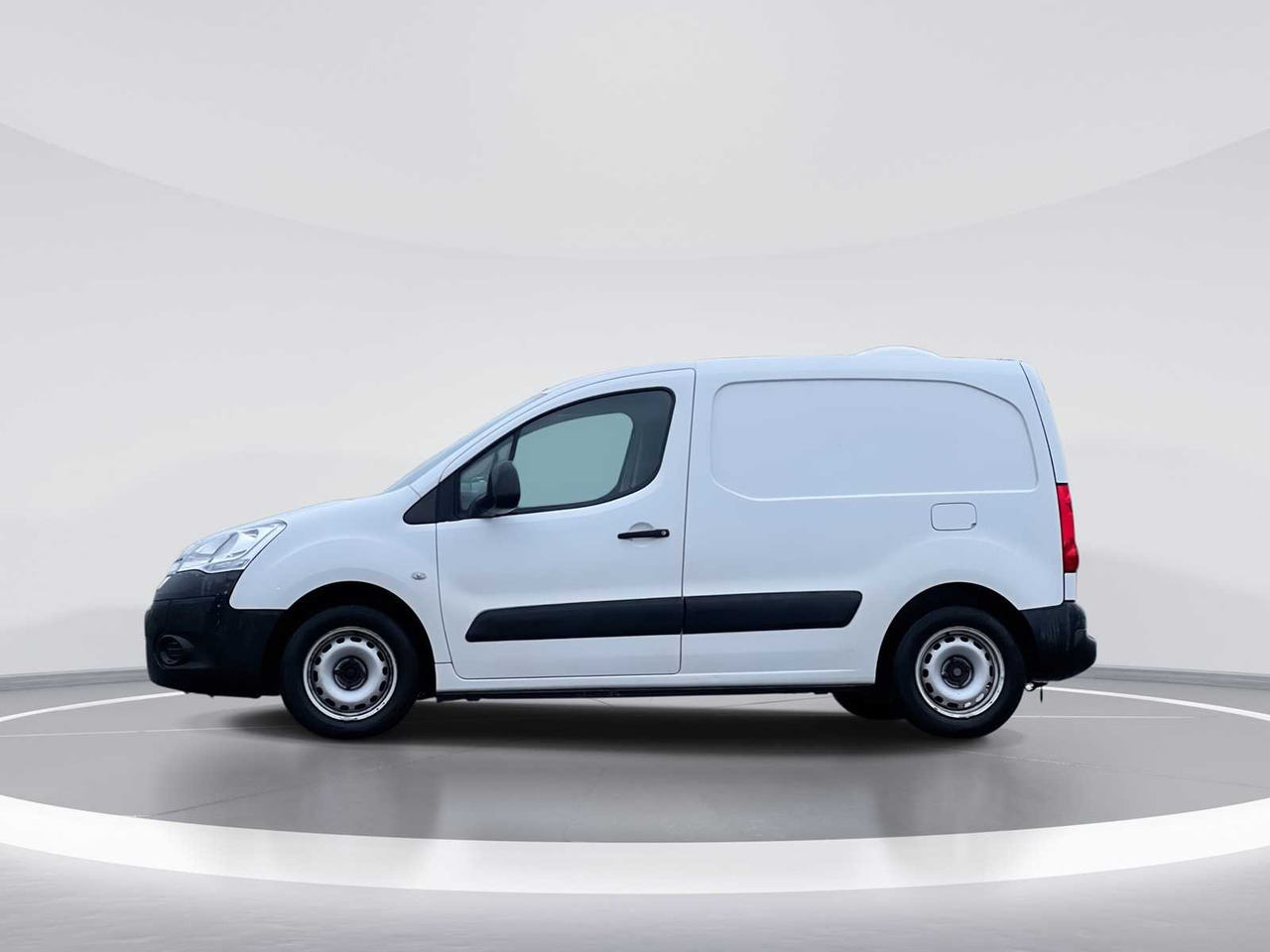CITROEN BERLINGO 1.6 HDI 500 COMFORT | VD-091-R I - Van: picture 3 CITROEN BERLINGO 1.6 HDI 500 COMFORT | VD-091-R I - Van: picture 3