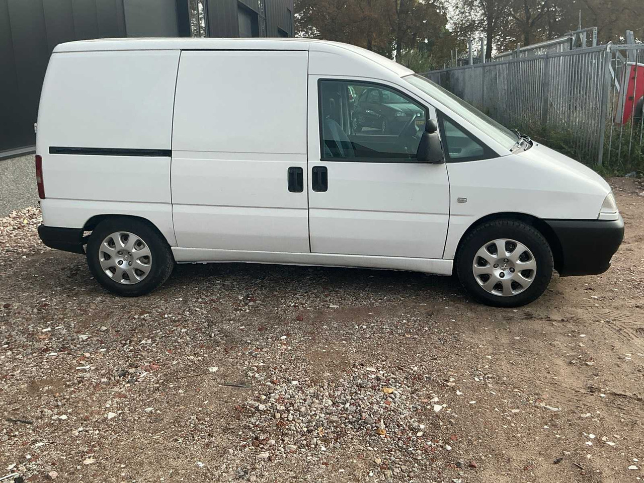 PEUGEOT EXPERT COMMERCIAL VEHICLE - Van: picture 4 PEUGEOT EXPERT COMMERCIAL VEHICLE - Van: picture 4