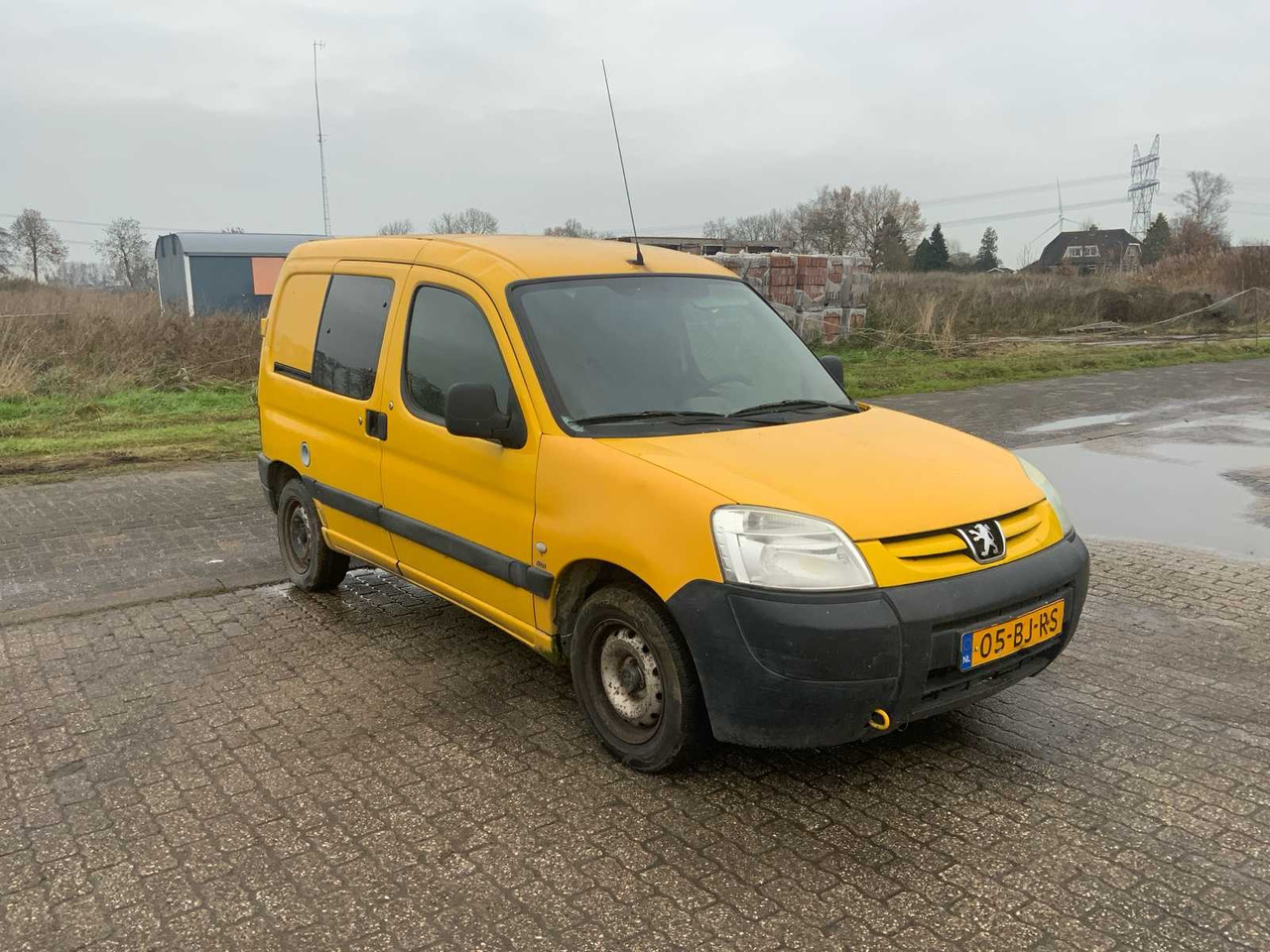 PEUGEOT PARTNER 190C 2.0 HDI COMMERCIAL VEHICLE - Van: picture 3 PEUGEOT PARTNER 190C 2.0 HDI COMMERCIAL VEHICLE - Van: picture 3