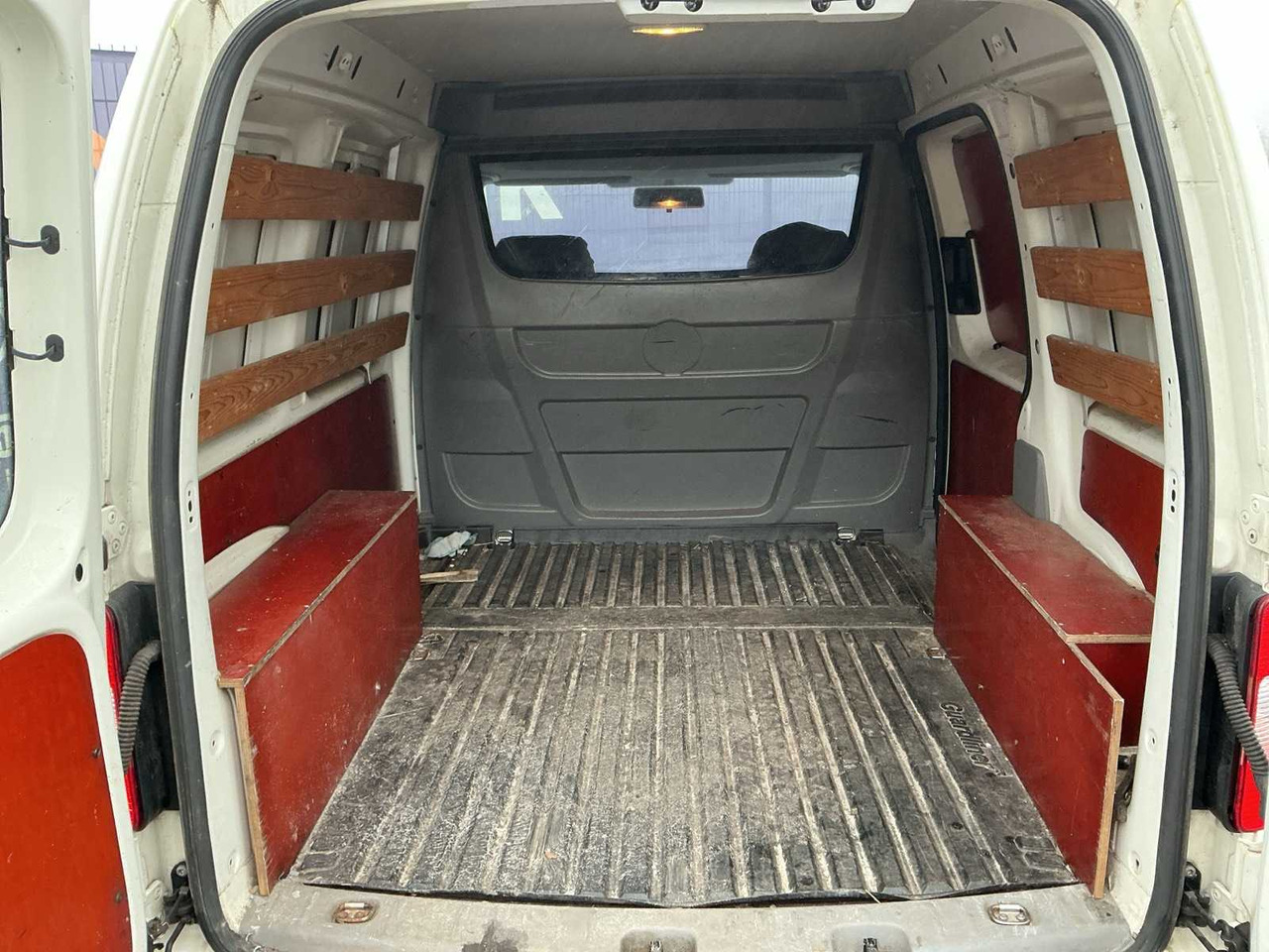 VOLKSWAGEN CADDY COMMERCIAL VEHICLE - Van: picture 5 VOLKSWAGEN CADDY COMMERCIAL VEHICLE - Van: picture 5