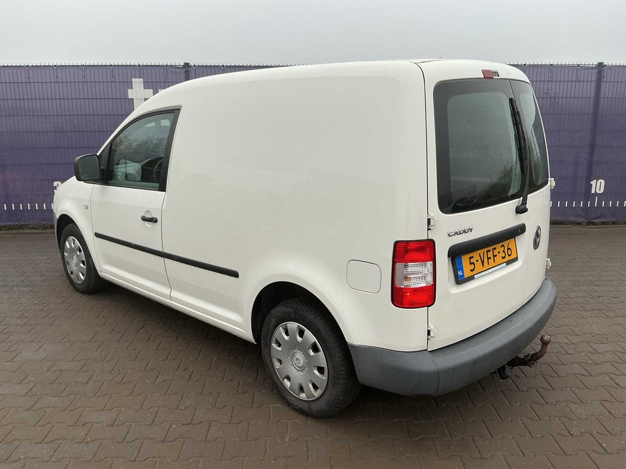 VOLKSWAGEN CADDY COMMERCIAL VEHICLE - Van: picture 3 VOLKSWAGEN CADDY COMMERCIAL VEHICLE - Van: picture 3
