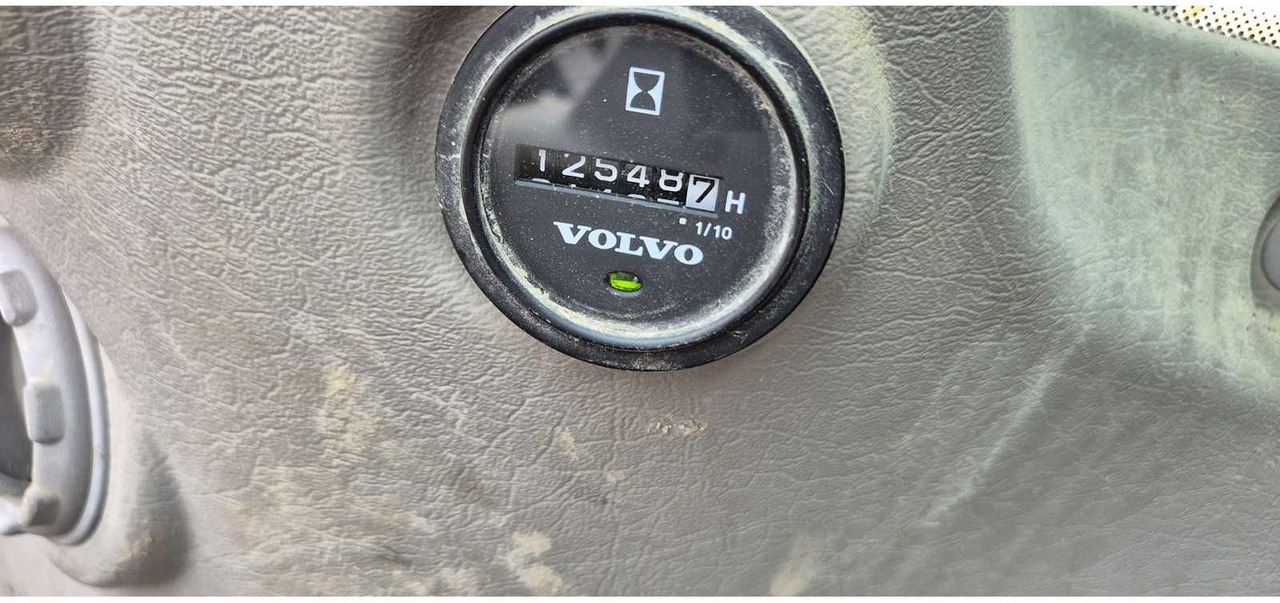 Volvo Construction Equipment VOLVO CONSTRUCTION EQUIPMENT - EW140C - WHEELED EXCAVATOR - 2007 - Wheel excavator: picture 5 Volvo Construction Equipment VOLVO CONSTRUCTION EQUIPMENT - EW140C - WHEELED EXCAVATOR - 2007 - Wheel excavator: picture 5