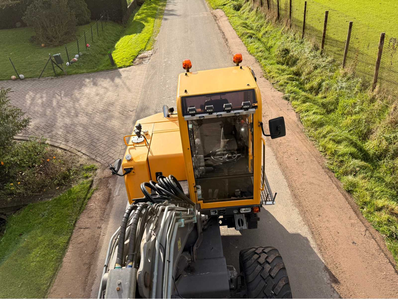 Wheel excavator Volvo EW70: picture 38 Wheel excavator Volvo EW70: picture 38