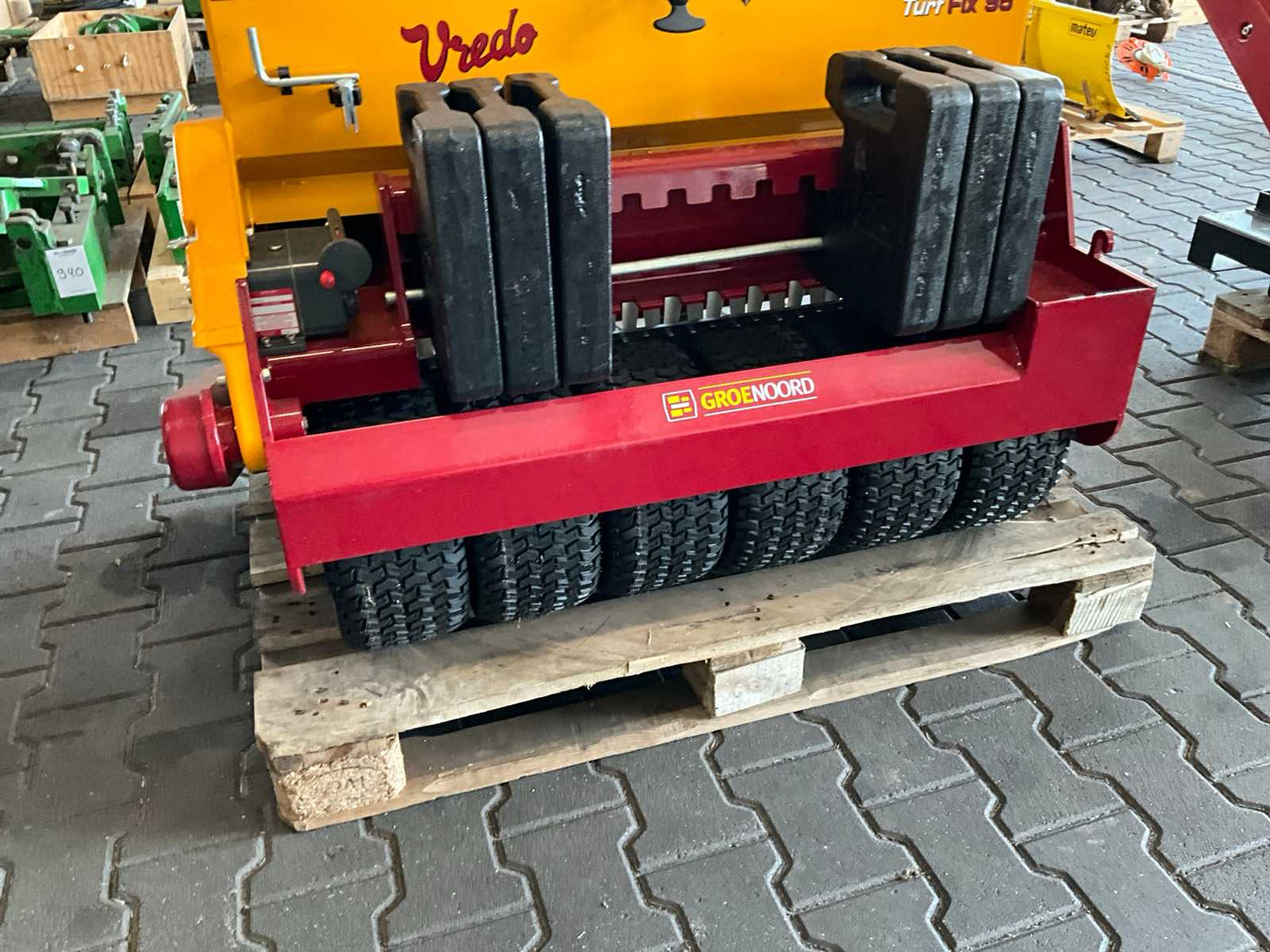 Vredo Turf Fix 95 - Sowing equipment: picture 5 Vredo Turf Fix 95 - Sowing equipment: picture 5